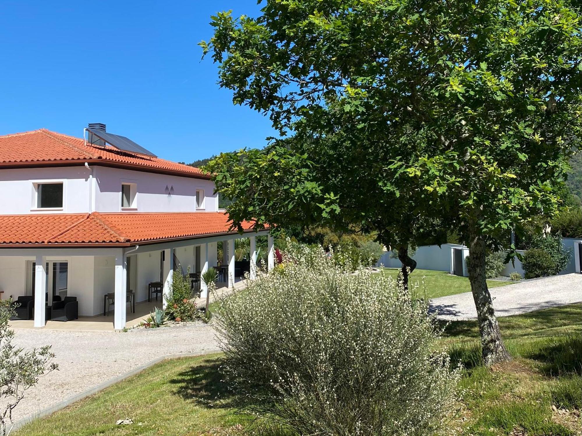 Bed and Breakfast Casa Carvalhal - Adults Only à Góis Extérieur photo